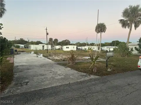 Double Vacant Lot on Canal