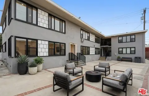 10-Unit Apartment Building