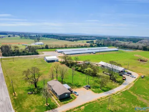 Contract Broiler Farm with Heated Shop