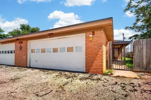 Updated Duplex with Courtyard