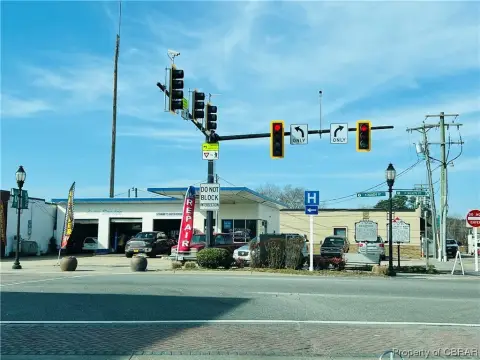 Corner Auto Shop Property
