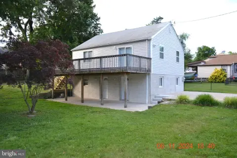 Remodeled Upper Duplex Unit