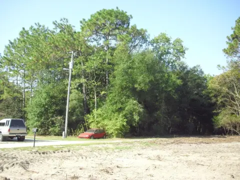 Residential Lot in Rainbow Park