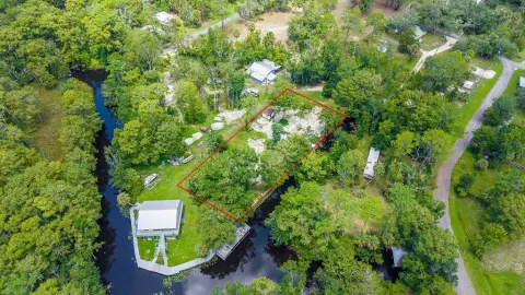 Canal-Front Waterfront Land