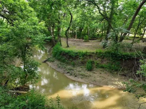 Waxahachie Creek Waterfront Land