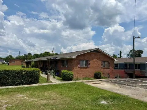 Quadplex With Two Vacant Units