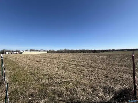 Commercial Lot in Clements Area