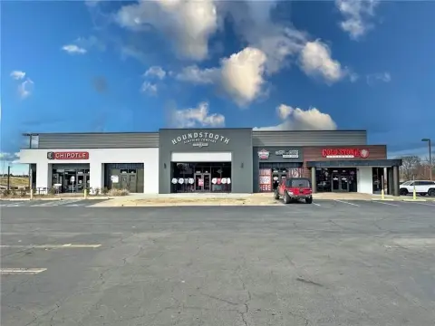 Retail Space in Fort Smith