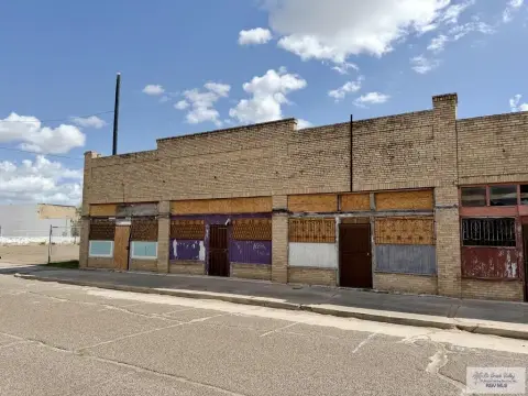 Commercial Land with Partial Structure