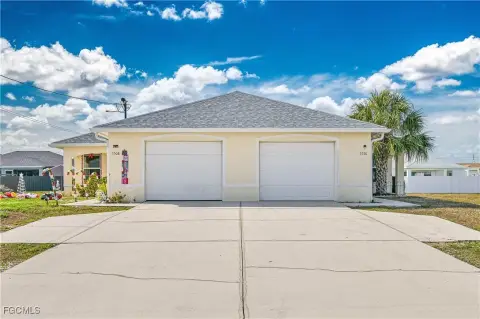 Cape Coral Duplex with Income