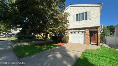 Detached Two-Family Brick Duplex