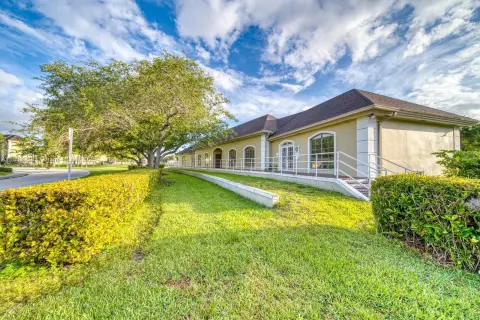 Palmetto Bay Retail/Office Space