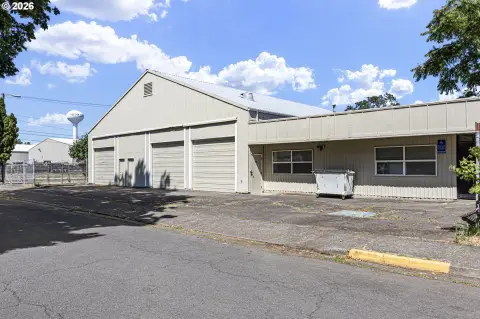 Three-Suite Industrial Warehouse