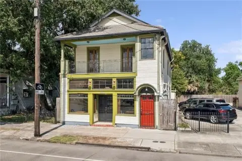 Cafe Building with Apartment