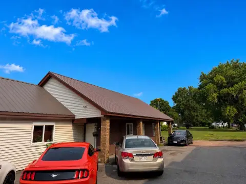3-Unit Triplex Apartment Building