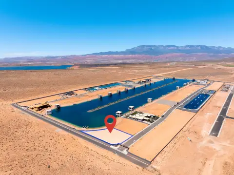 Hurricane, UT Land with Lake