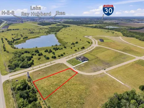 Residential Homesite in Discovery Lakes