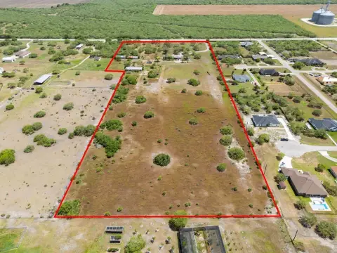 15 Acres in Bishop ISD