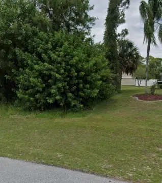 Residential Land Lot in R1