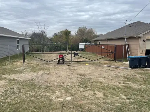 Vacant Lot Near Downtown