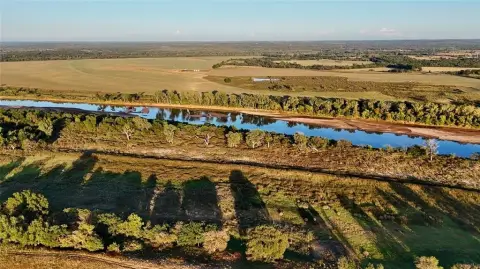 183 Acres Riverfront Hunting Paradise