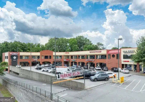 Retail/Office Suite in Mixed-Use Center