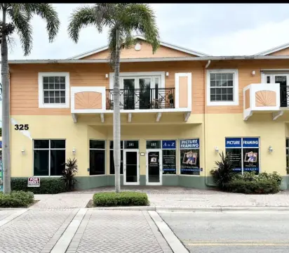 Delray Beach Commercial Space Available