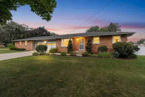Brick Duplex Near Lambeau Field