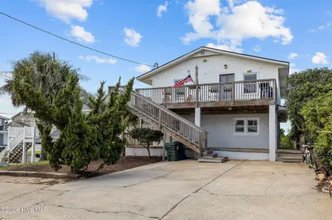 Second-Row Ocean-View Quadplex