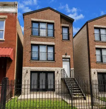2007-Built Brick Triplex
