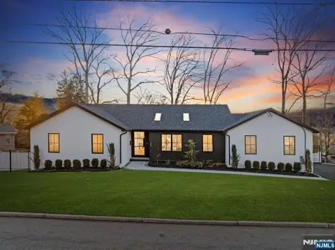 Modern Ranch/Farmhouse in Leonia