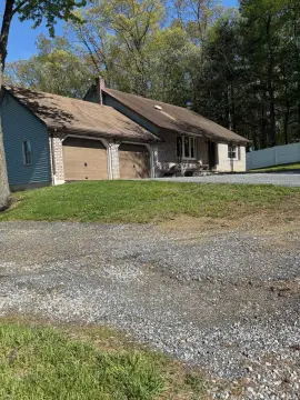 Grantville Farm Estate with Pole-Barn