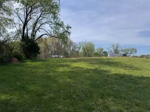 68.13 Acre Farm Near I-65