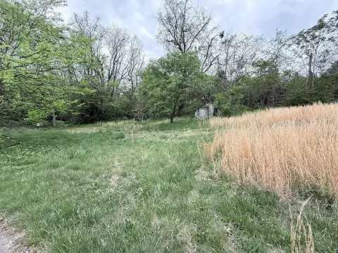 Residential Land Near Barren River