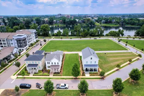 Hammond's Ferry Premium Lot