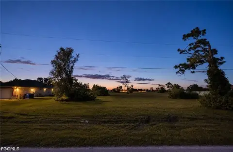 Commercial Land with Western Exposure
