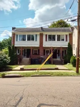Brick Eight-Bedroom Duplex