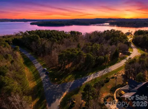 Wooded Lake Community Homesite