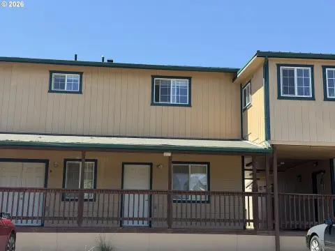 Four-Unit Apartment Building with Unit Mix