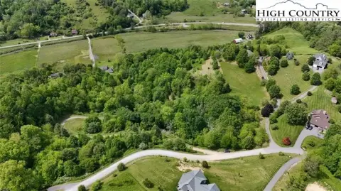 Land in Mast Farm Ridge