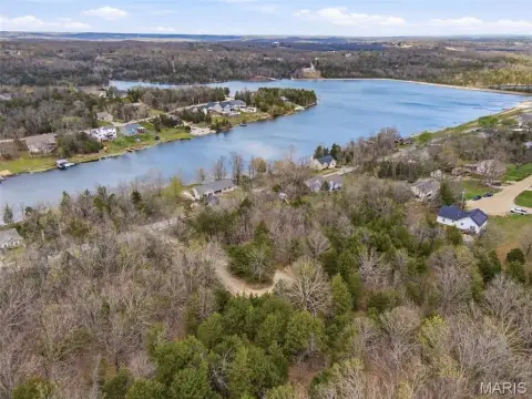 Residential Lot in Briarwood Estates