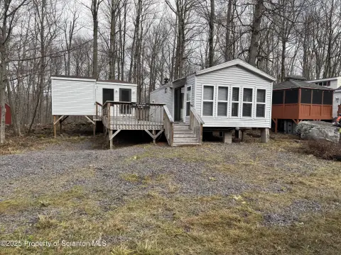 RV Park Model on Wooded Lot