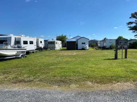 Chincoteague Island Lot with Utilities