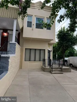 Corner Mixed-Use Live-Work Property
