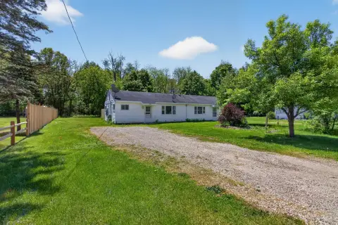 Updated Duplex in Napoleon Township