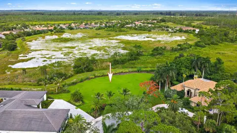Home Lot Overlooking Preserve
