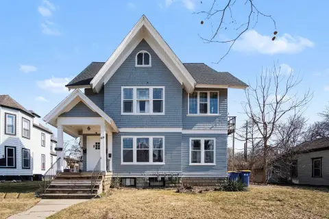 Triplex with Three 3-Bed Units