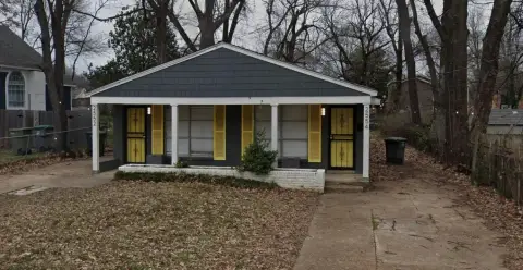 Remodeled Duplex with Airbnb History