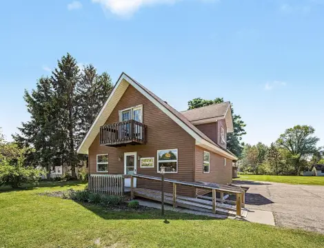 Mixed-Use Property in Gobles, MI