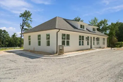 New Office Units with Private Offices